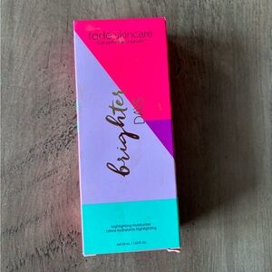 tarte Brighter Days Highlighting Moisturizer - Pink and Purple